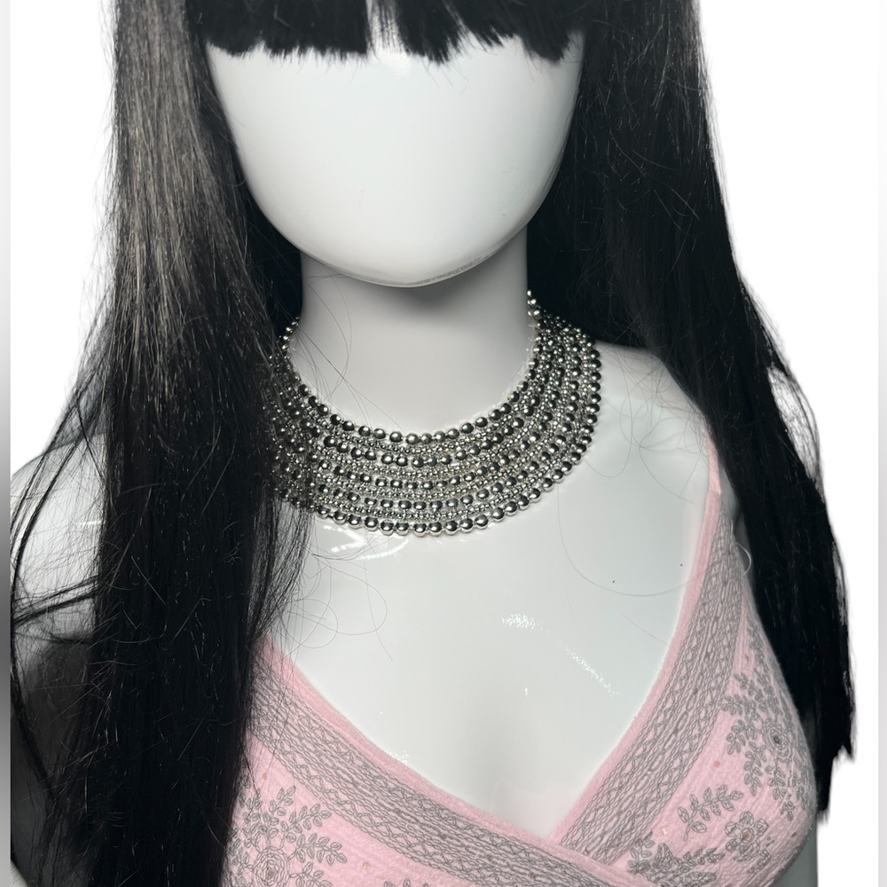 Silver statement necklace - Picture 3 of 11